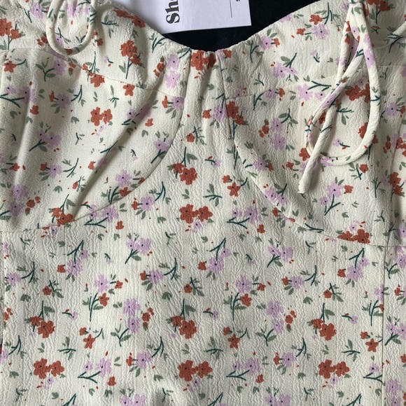 Floral crop top - Picture 3 of 5